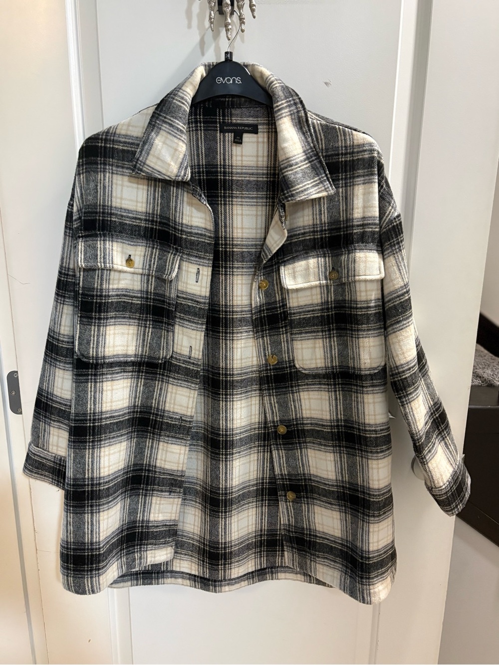 Banana Republic Plaid Shacket | Size M | Black & Cream Overshirt